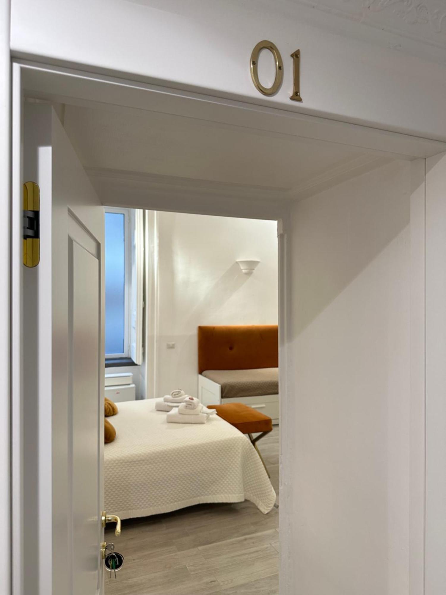 Maison M Napoli Boutique Rooms Buitenkant foto