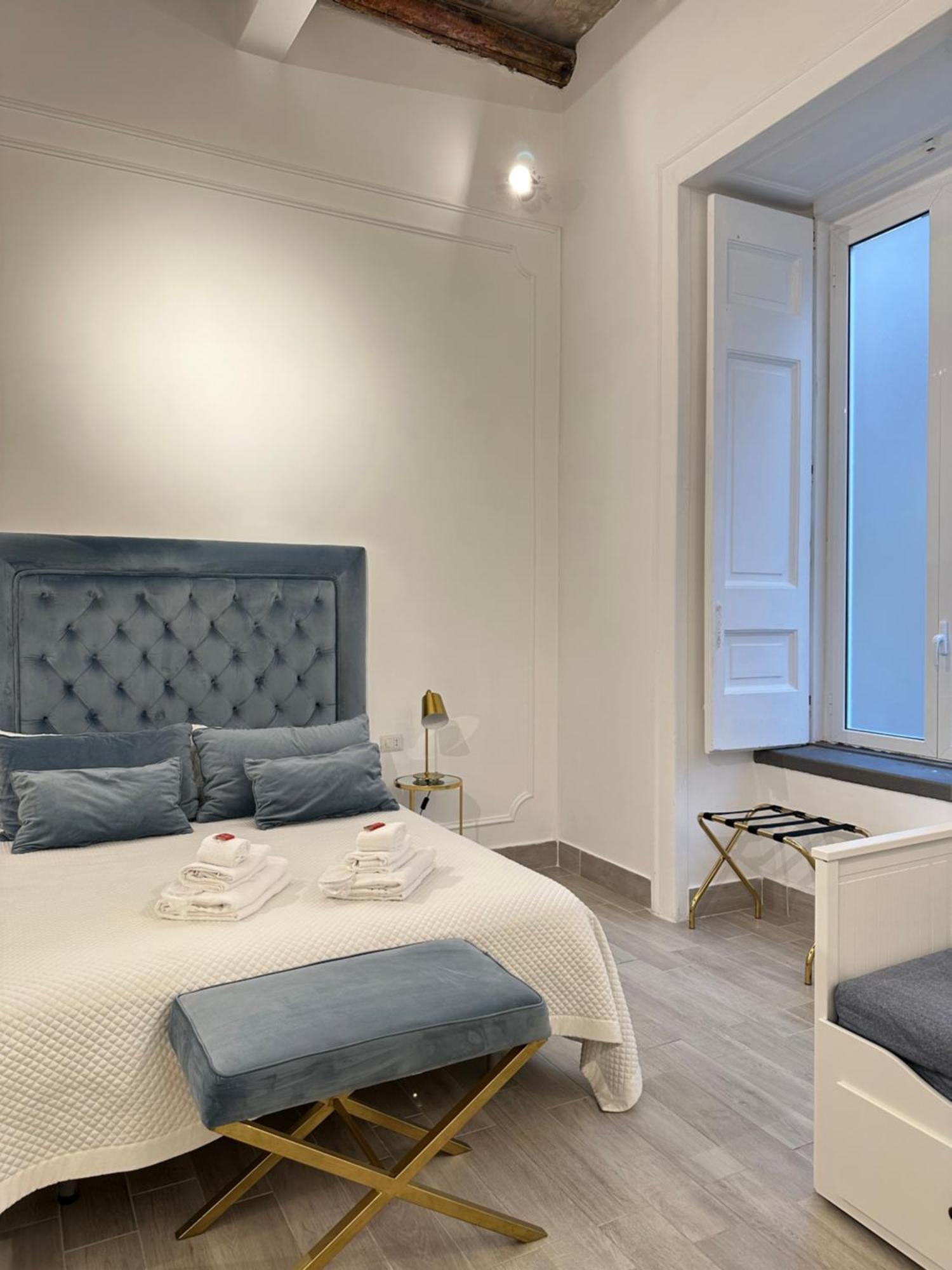 Maison M Napoli Boutique Rooms Buitenkant foto